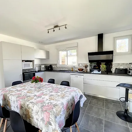 Maison Renovee Proche 7 Pers., Jardin, Wifi Et Ping-pong, 3 Chambres, 2 Salles D'eau - Fr-1-361-426 Holiday home