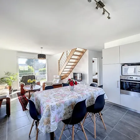 Maison Renovee Proche 7 Pers., Jardin, Wifi Et Ping-pong, 3 Chambres, 2 Salles D'eau *