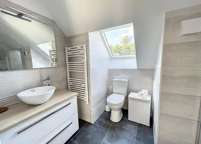 Maison Renovee Proche 7 Pers., Jardin, Wifi Et Ping-pong, 3 Chambres, 2 Salles D'eau - Fr-1-361-426 Carolles